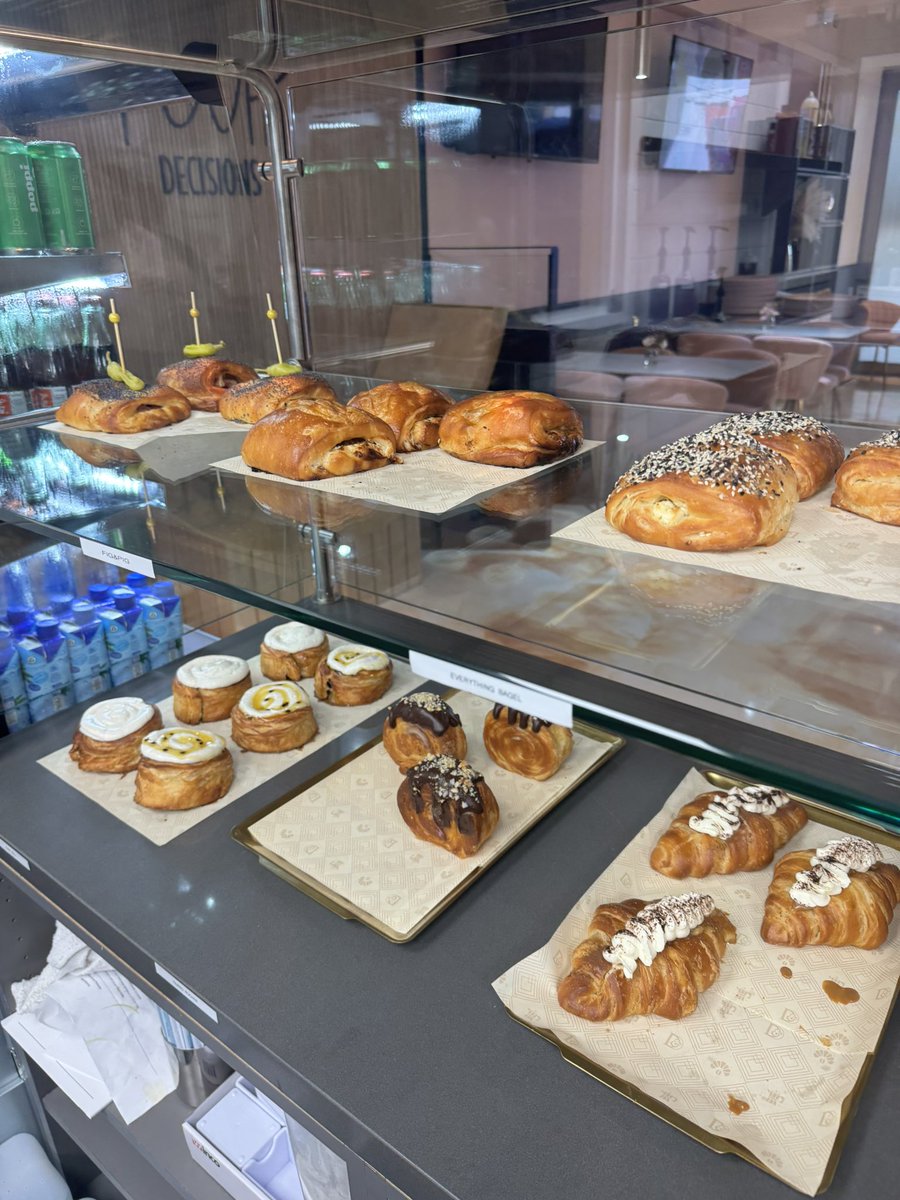 @dripanddolce now open! 8807 Santa Monica Blvd West Hollywood, CA. Stop by! #cre #bakery #westhollywood