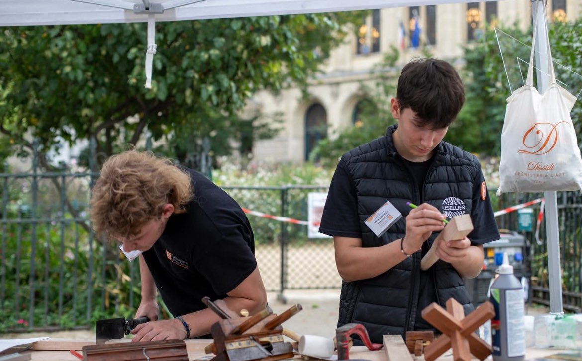 [Amis] Plongez au cœur des savoir-faire médiévaux ! 
À l’occasion des <a href="/JEP/">Journéesdupatrimoine</a> 2025, le <a href="/museecluny/">Musée de Cluny</a> ouvre les portes d’un univers fascinant : celui des métiers et techniques hérités du Moyen Âge…avec la participation des <a href="/AmisMuseeCluny/">Amis du Musée de Cluny • Moyen Âge</a> !
amis-musee-cluny.fr/plongez-au-coe…
#MoyenAge #Cluny