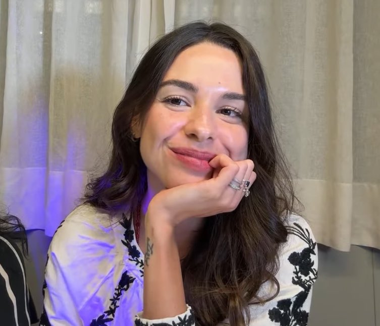 como pode Priscila Reis ser a mulher mais linda do universo?