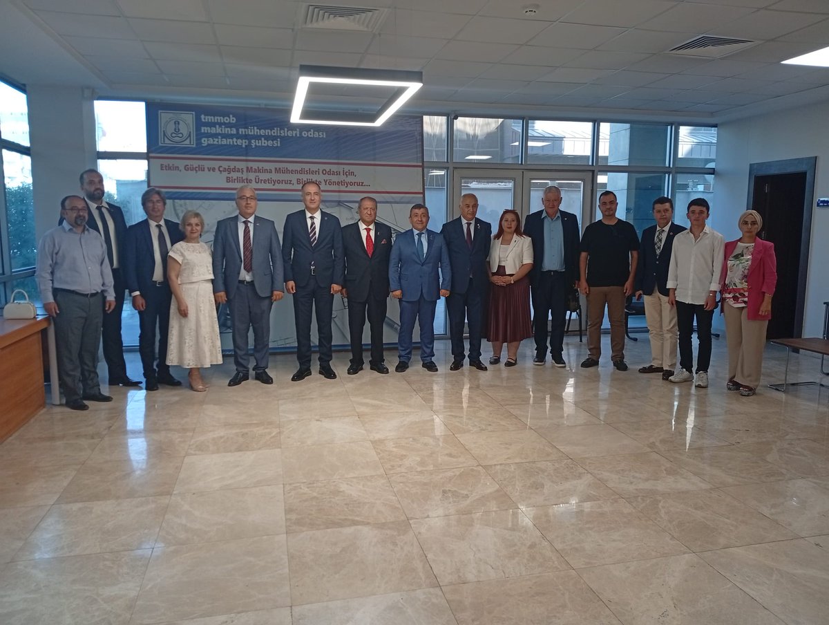 Zafer Partisi Genel Merkezi Ziyaretleri Kapsamında 04.09.2025 tarihinde Gaziantep İl Başkanlığımızla birlikte Makine Mühendisleri Odası Gaziantep Şubesini ziyaret ederek Değerli Başkanımız Hamit Öztürkmen ve oda üyeleri ile ülke gündemi ve mesleki konular hakkında istişarelerde