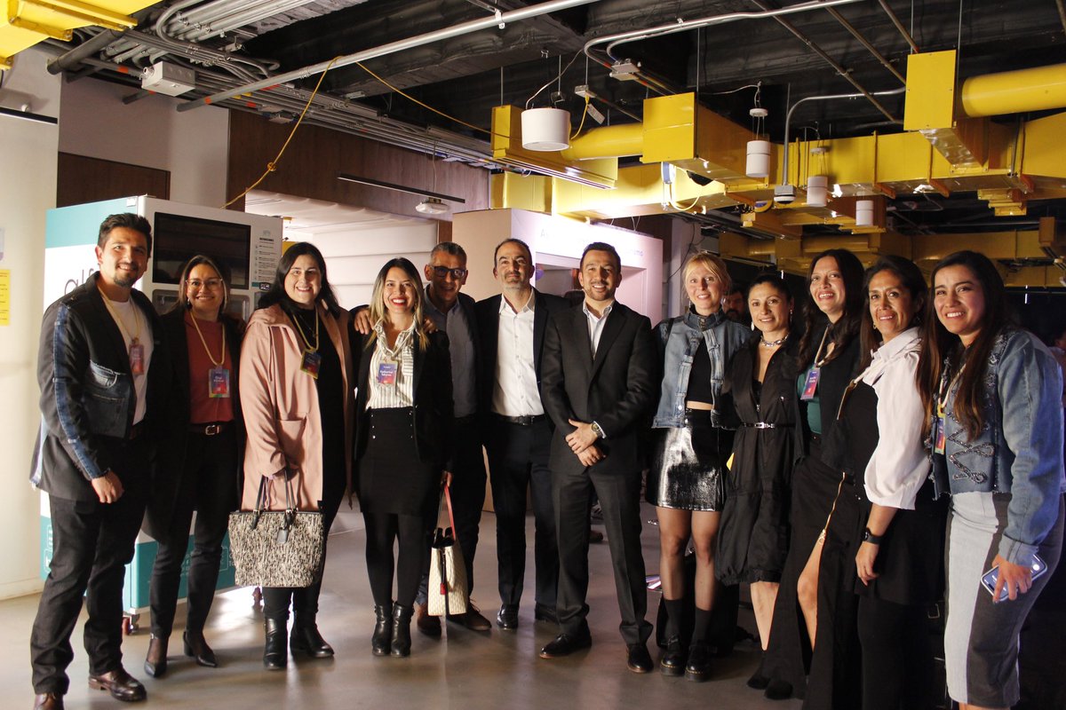 APCColombia's tweet photo. Hoy culminamos una etapa clave en la consolidación de la economía circular en🇨🇴. Gracias a la participación conjunta del sector público y privado, y al apoyo de cooperación internacional entre #GIZ y #APCColombia a través del Proyecto #ProUsar, hemos logrado resultados concretos. https://t.co/xZ2xHtgFF3