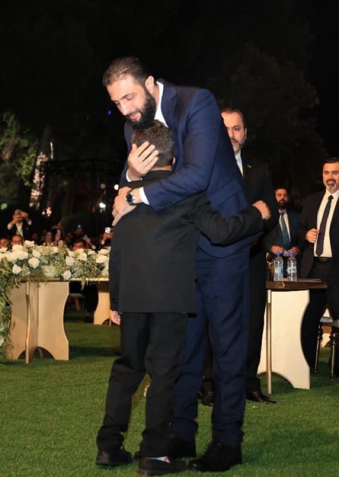 سيدي الرئيس انت مو بس أب انت أُم ❤️