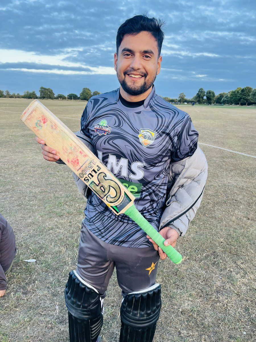 🌟🇵🇰 Haider Ali – Pakistani International &amp; LMS Redbridge Star. Over the past 1½ months he’s played in LMS Redbridge Premier Division, showing talent &amp; humility. A true role model, superstar on field &amp; a great friend off it. <a href="/LMSRedbridge/">LMS Redbridge - Last Man Stands</a> <a href="/LastManStands/">Last Man Stands</a> #Cricket #PakistanCricket