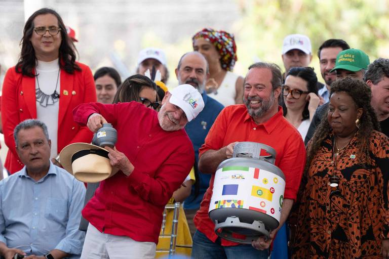 🚨 ATENÇÃO: no terceiro mandato de Lula, gás de cozinha registra a menor inflação em 31 ANOS!

📈 INFLAÇÃO DO GÁS
(média anual)

- Temer (2017-2018): +10,4%
- Bolsonaro (2019-2022): +13,4%
- Lula 3 (2023-2025): +0,6%

📰 IBGE