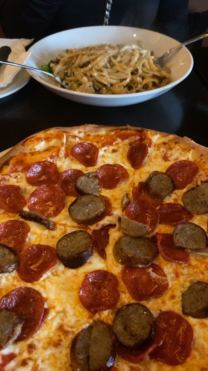 Got spoiled all month by <a href="/xoxCheIs/">chelsea 🌼</a> with so many gifts. Grateful to have someone like this in my life 🤍