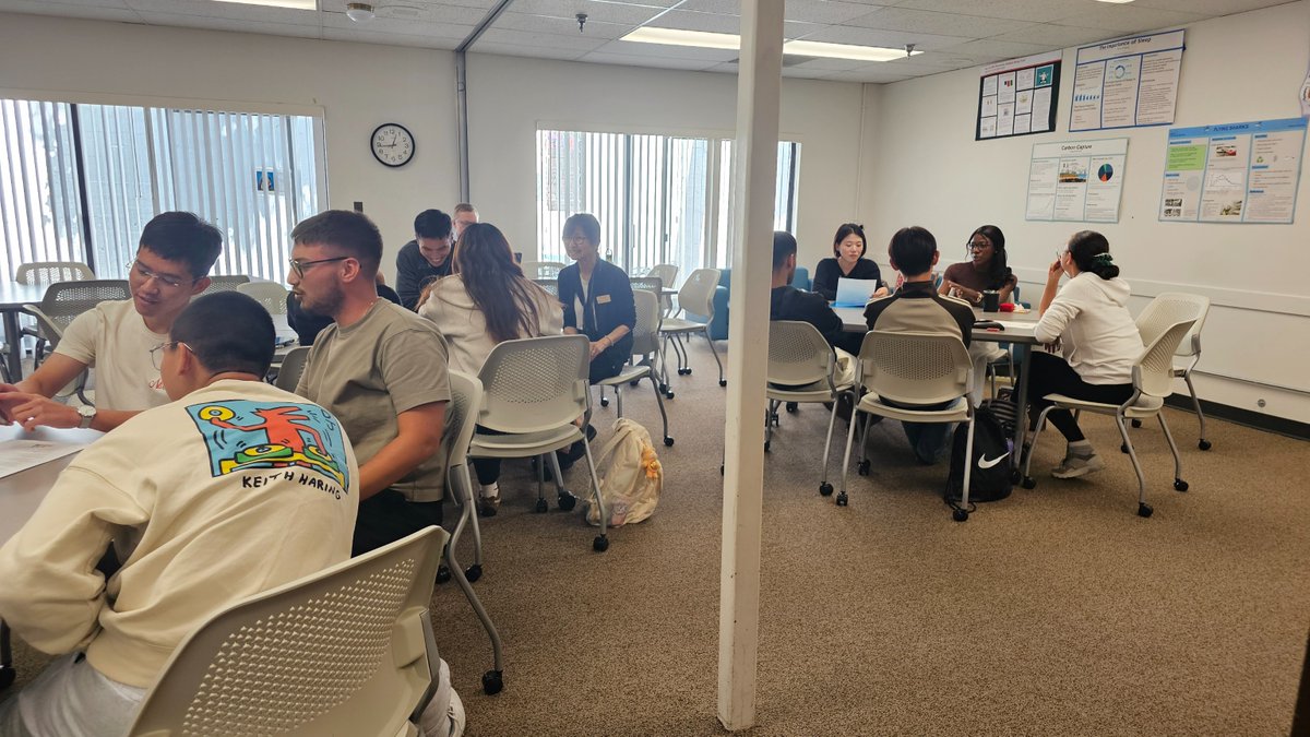 IEC students are making the most of our Thursday Homework Hangouts—getting help on assignments, asking questions, and learning together in a supportive space. #CUBoulder #IEC