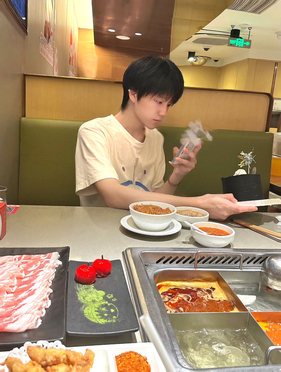 Diaboklovers's tweet photo. qwq https://t.co/nKvEQyf1EU