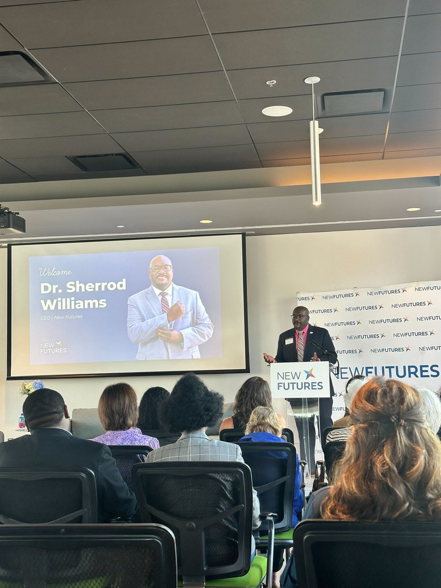 We’re firm believers in the power of possibility, which is why #TeamLINK is so excited to be spending the evening with our partners at New Futures as they launch their new strategic plan—focused on the important mission of ending generational poverty in the District by connecting