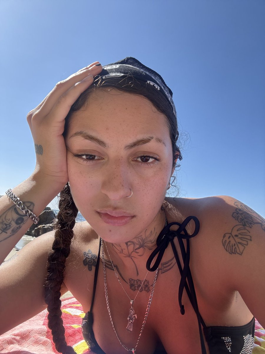 CelaydaM's tweet photo. Cali I’m in youuuu<3 https://t.co/SFjL5DW7UN