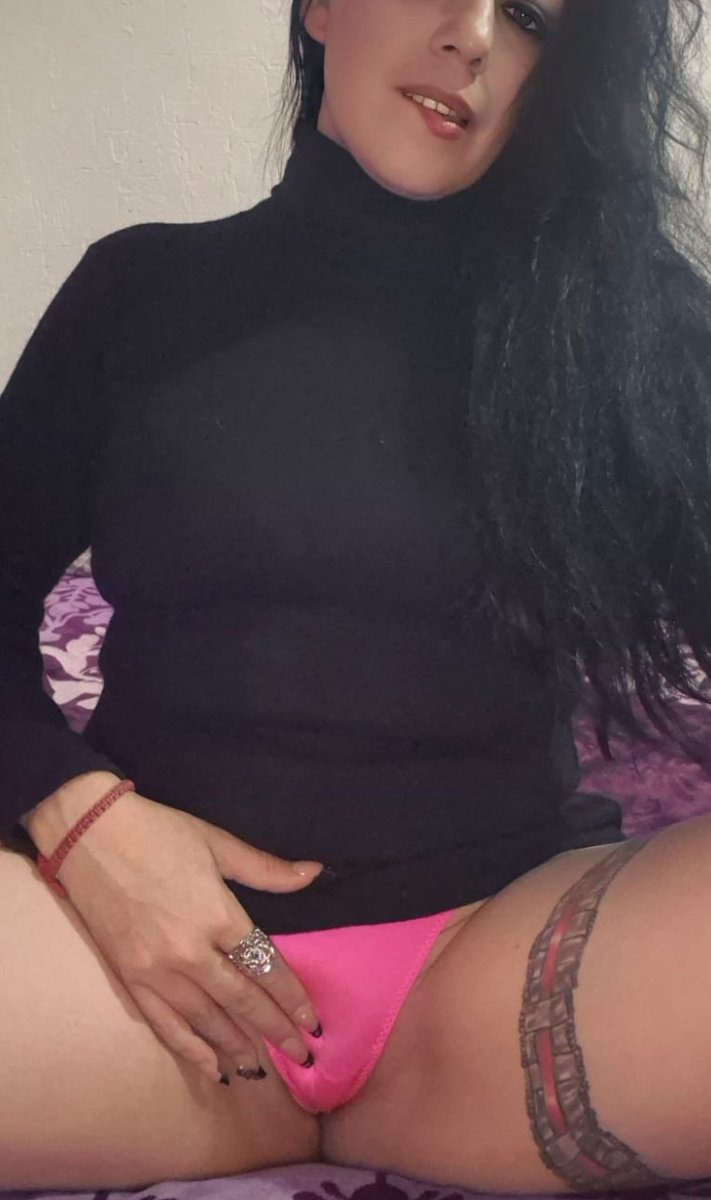 Nos comparte la pareja <a href="/Sara_Grey100/">By SARA GREY 🔥</a> <a href="/papa_elefante/">Papá Elefante</a> que estarán 3 días en hermosillo en busca de diversión y sexo.. háganse presentes singles, parejas que quieran darle un buena bienvenida a nuestro bello estado 🔥🤤