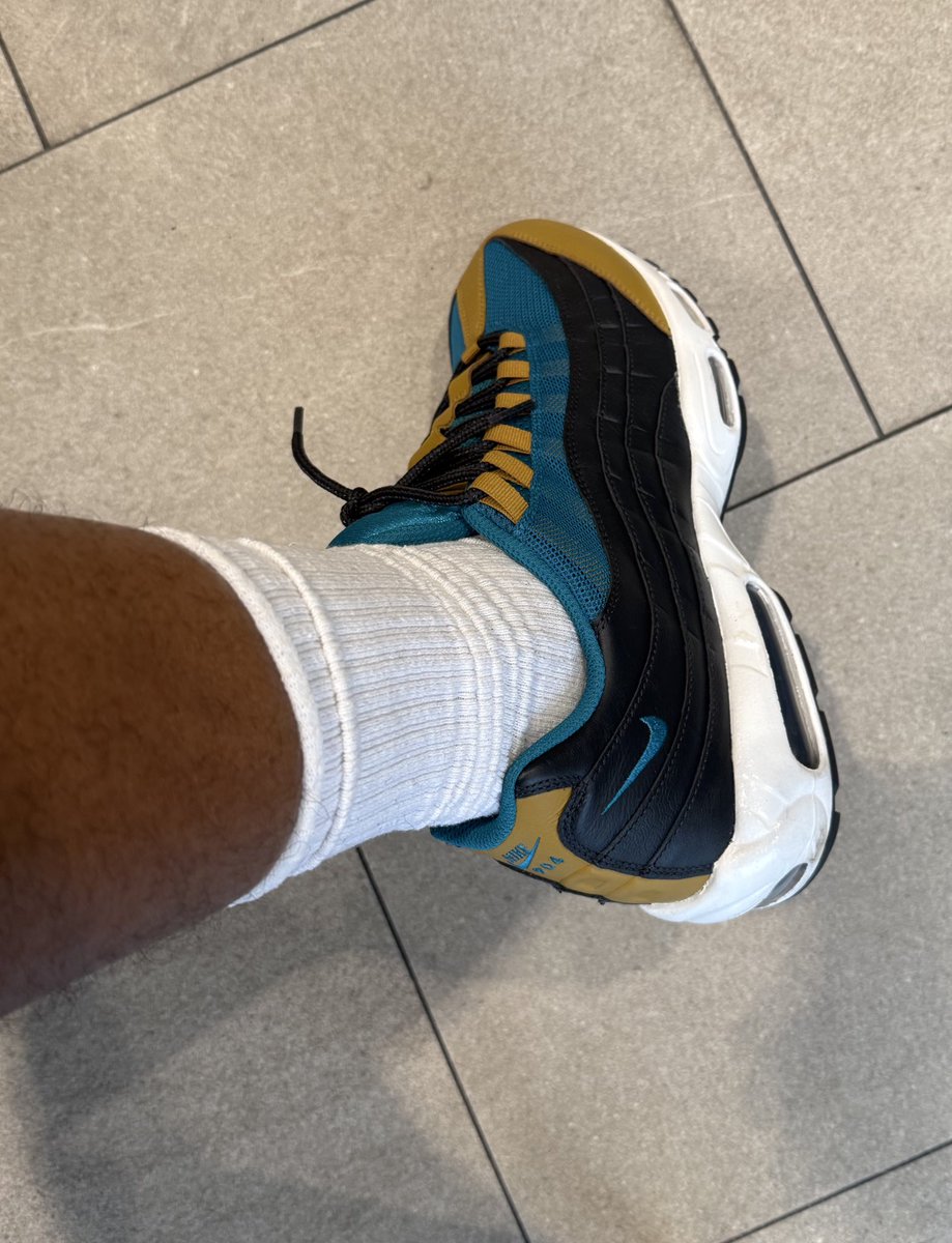 JBreak23's tweet photo. I get a ton of compliments every time I wear these in the city. #DTWD #904Day https://t.co/PyOzXOQXH2