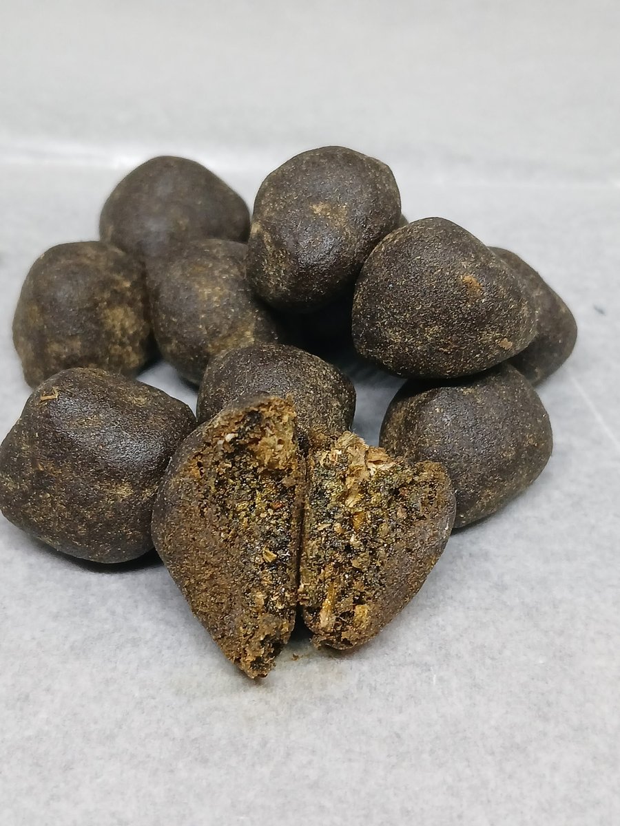 Amish Grown (@amishgrown) on Twitter photo Giveaway alert
Moonrocks kief falling off so giving away
2 oz per winner
4 winners
Retweet to enter 
Choosing winners Sunday night Giveaway alert
Moonrocks kief falling off so giving away
2 oz per winner
4 winners
Retweet to enter 
Choosing winners Sunday night