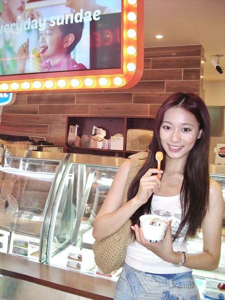 쯔위 (TZUYU) tweet media