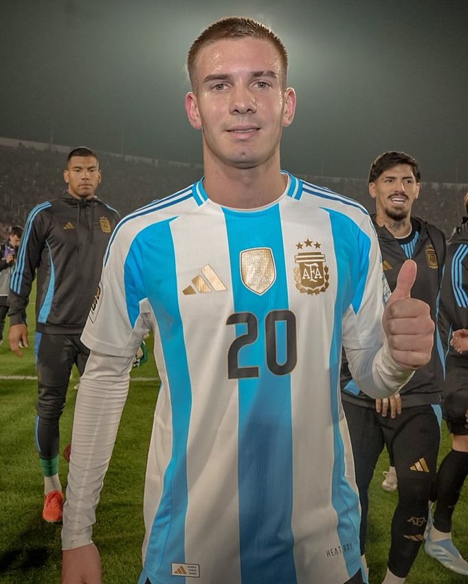 Franco Mastantuono titular con Argentina