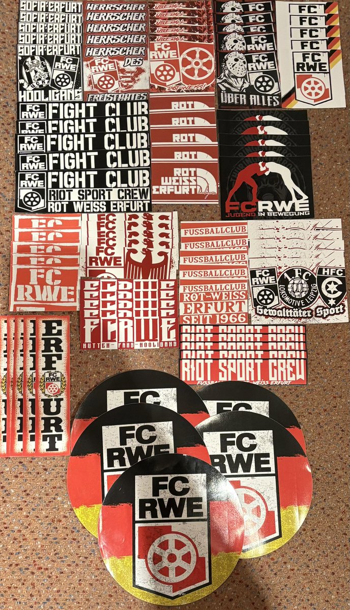 desantura tweet media