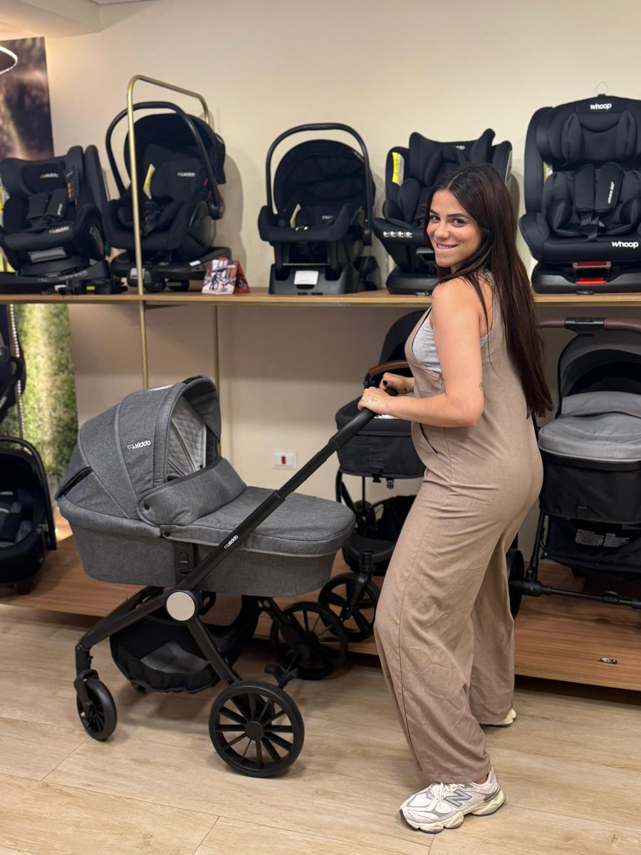 keyalvesoficial's tweet photo. Caindo a ficha que vou ser mãe  🥰🥰 
Dia de escolher produtos da Kiddo para a Rosamaria. https://t.co/7qR7s6qaNc