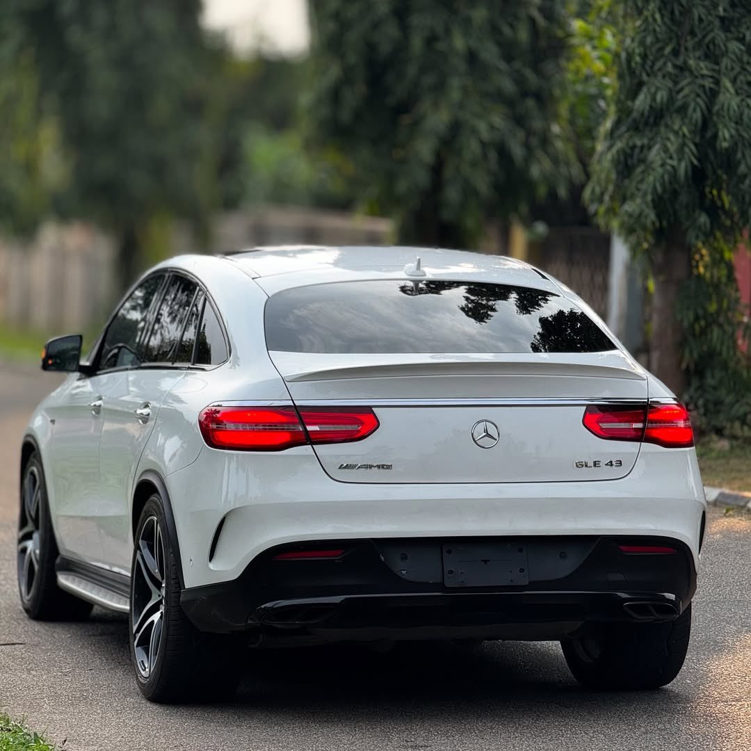 Abj_Auto_cars's tweet photo. ‼️ MERCEDES-BENZ GLE43 AMG 2018 — AMG-tuned SUV
📃 DUTY: Original custom duty ☑️
🏷️ PRICE: 💥₦80,000,000
📍 LOCATION: Abuja 🇳🇬
📞 CALL/WHATSAPP: 08052712169 / 09112199464
💥 Thrilling performance & comfort. #gle43 #abuja #enugu #lagos https://t.co/qaZX5N4Ufc