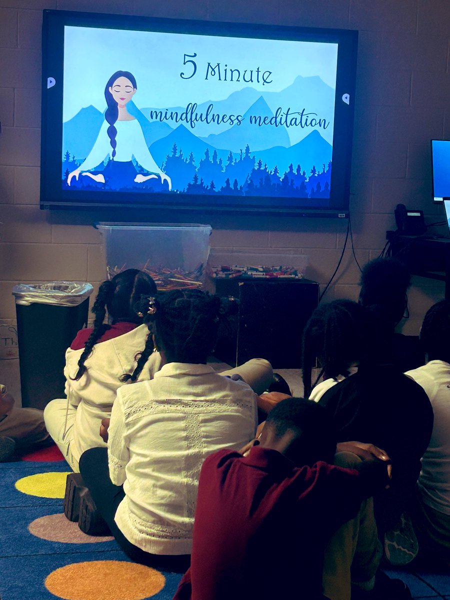 wrightway99's tweet image. Last week, I conducted a #STEAM Walk at #DAA to collect baseline data. I was really impressed with the culture they are establishing towards using #interactivenotebooks, the focused engagement of the 👩🎓👨🏽🎓, & the active 👩🏽🏫👨🏻🏫 facilitation of instruction. 
@DCSDSTEM @STEMNOLA
