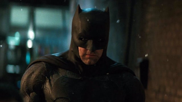 bluboy43's tweet photo. BATFLECK IS (kind of) CANON TO THE DCU LMAOOOOOO https://t.co/vFXqIh7YAd