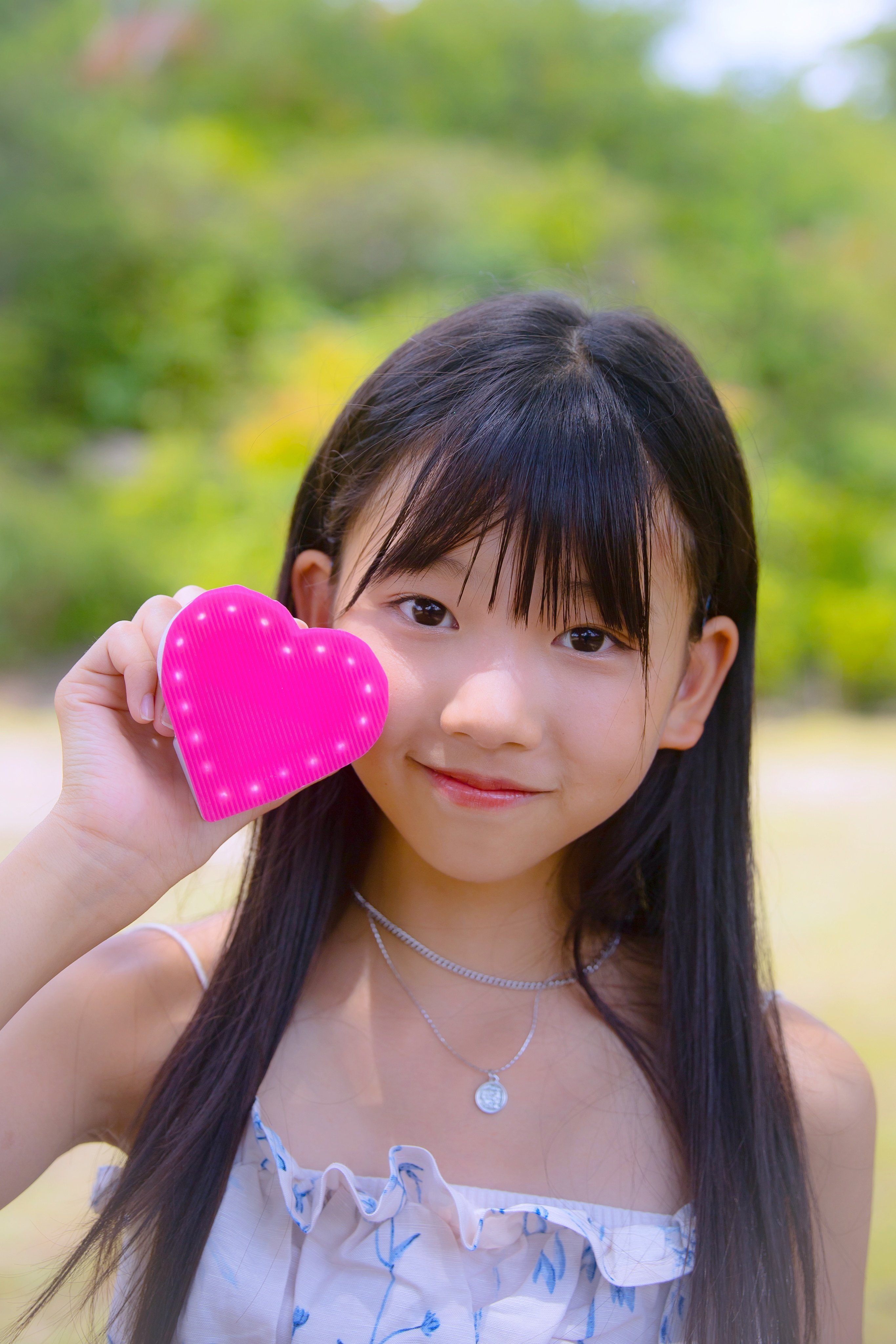 【てばさき*♬೨̣̥ページ】 子供たちの成長☆彡 YouTubeをアップしました。 . 「絵本の読み聞かせをしてくれる