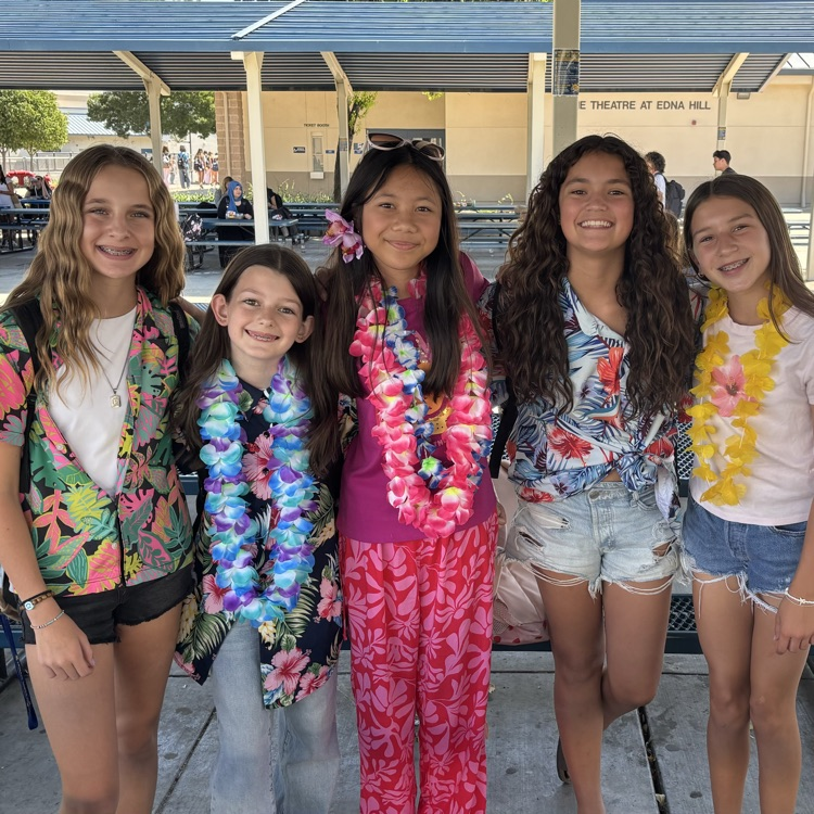 Bobcats were ready for Hawaii today! It was great seeing so many participate in our spirit day! #ehmsbobcats