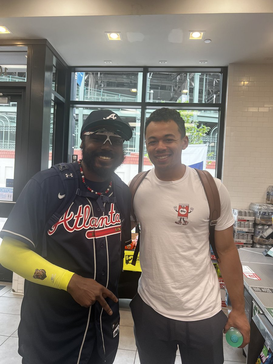 Unc Zuna from the Braves (@mrdjpk) on Twitter photo Ran into that guy <a href="/drakebaldy/">Drake</a> outside f wrigley yesterday 🫡🫡🫡🫡🫡🫡 Ran into that guy <a href="/drakebaldy/">Drake</a> outside f wrigley yesterday 🫡🫡🫡🫡🫡🫡