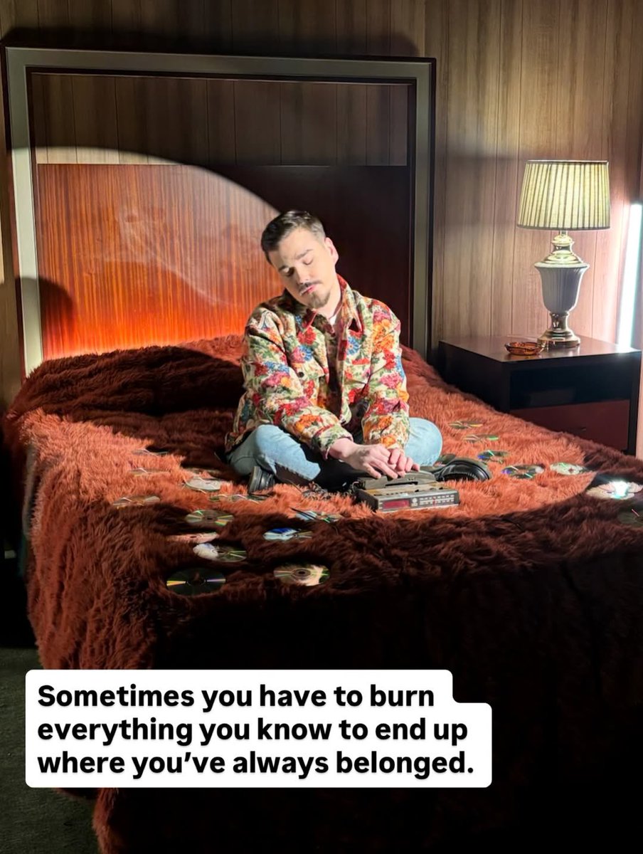 bdayton_'s tweet photo. CD PLAYER 💿 SONG + VIDEO OUT TONIGHT AT MIDNIGHT 

https://t.co/xXA5FpWsTu https://t.co/6gAkUB0cxV