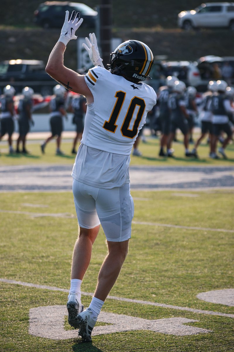 All white with the black lids in Rapid City 

#CRTD | #FollowTheHuskies