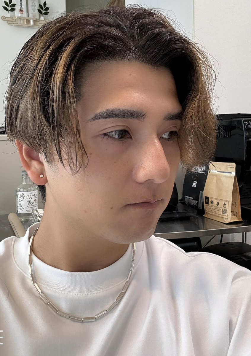 hutoshiryo's tweet photo. 詐欺案件を紹介して稼ぐブローカーです。
みなさん注意してください。
この顔に注意してください。
他案件でも裏切り行為を働いてます。
#井手亮介
#株式会社mochikuro https://t.co/Um11C95kqS