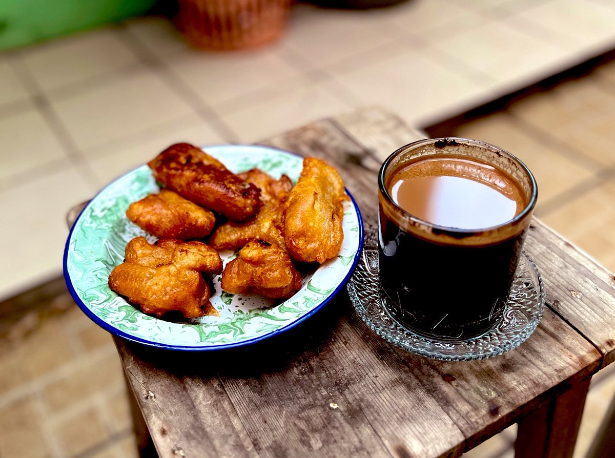 Kang_Suswan's tweet photo. Yang banyak akan terasa sedikit jika hatimu serakah. Dan yang sedikit akan terasa banyak jika hatimu qona'ah dan bersyukur. ☕️ https://t.co/cGahApj2ZF