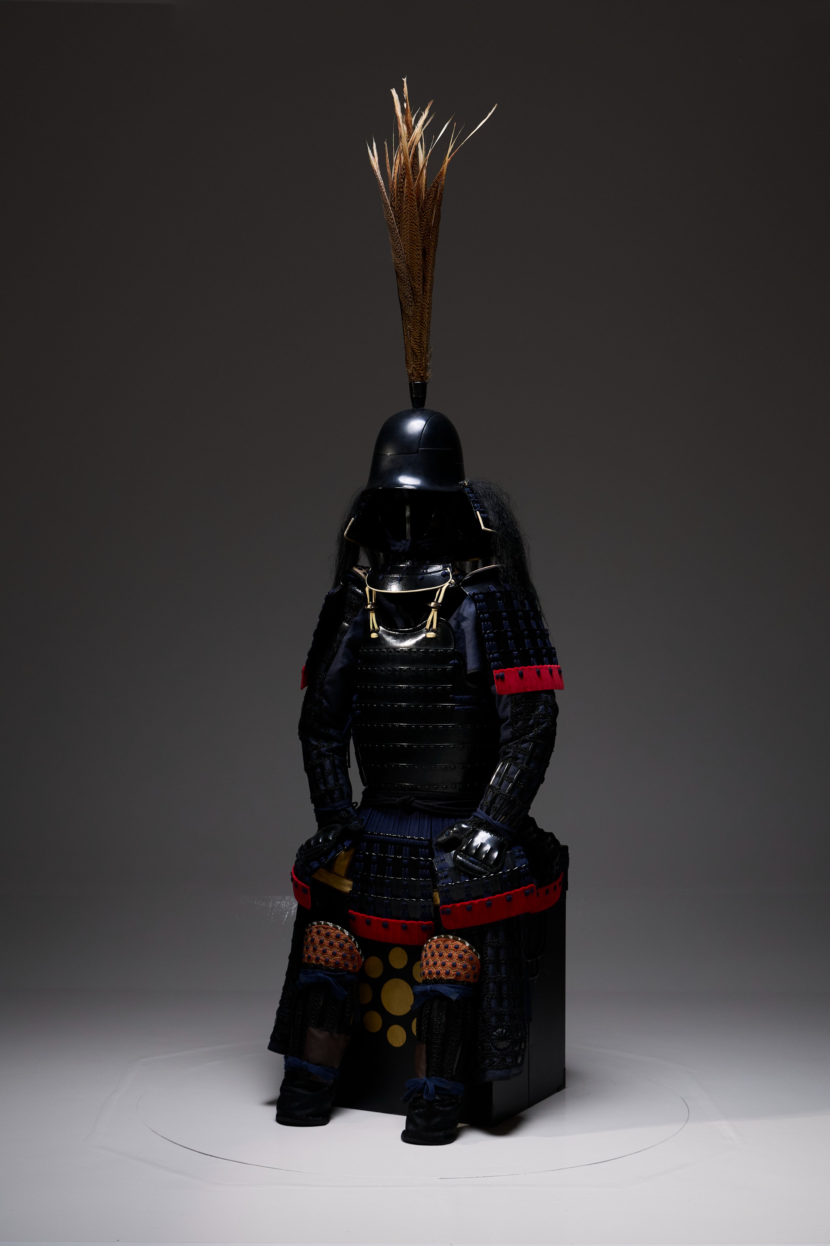 甲冑 脛当 黒艶消塗中立拳臑丸武産業 美品甲冑