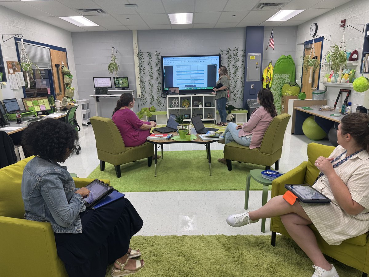 Montclair ES PWCS tweet media