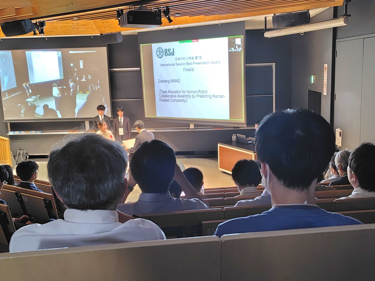 RobotManipLab's tweet image. We are awarded in RSJ conference:
優秀講演賞：瀧谷，粘弾性可変なIonPadグリッパの開発
　　　　　　小山，XY-Z分離計測による薄型食品の高速バラ積みピッキング
Wang, Finalist for International Session Best Presentation Award