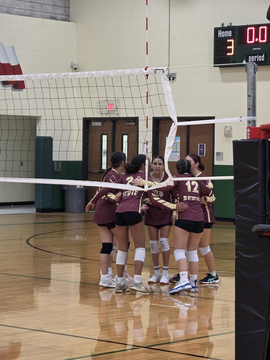 JBMS counselors supporting our Lady Bears Volleyball Team! <a href="/JBMS_Bears/">Bowie Middle School</a> <a href="/msdbeloney/">Mrs. Danna Mitchell</a> <a href="/Ms_TynishaSmith/">Ty Hinton</a> <a href="/FBISDCounselors/">FBISD_Prof School Counselors</a>