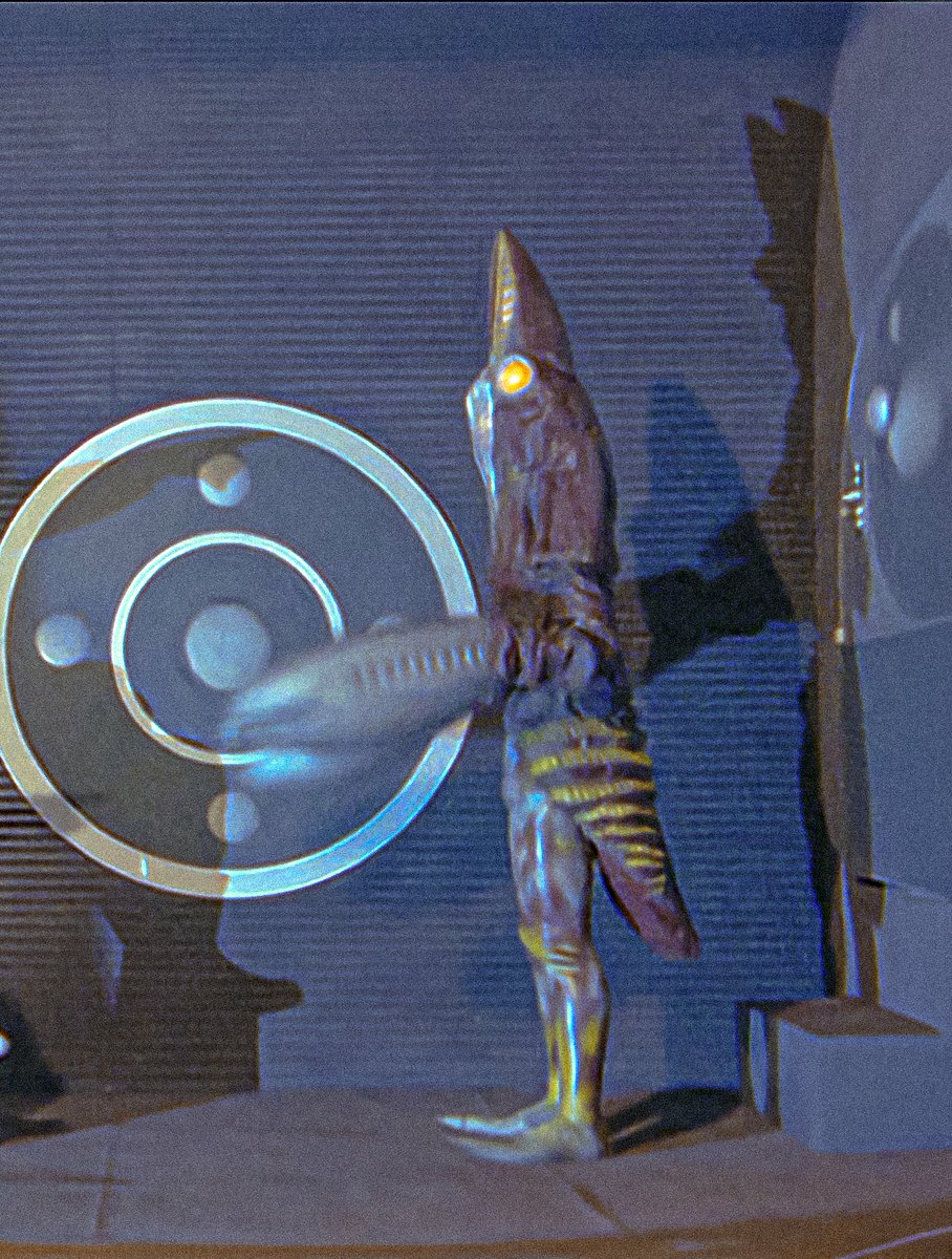 きょうのBS4Kウルトラマンはアレなので居ても立っても居られない。