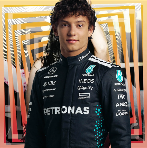 Chocante 😱! Kimi Antonelli compra 100% dos direitos de reprodução da música "Gimme More" da cantora Britney Spears e música agora passa a se chamar Kimi More!