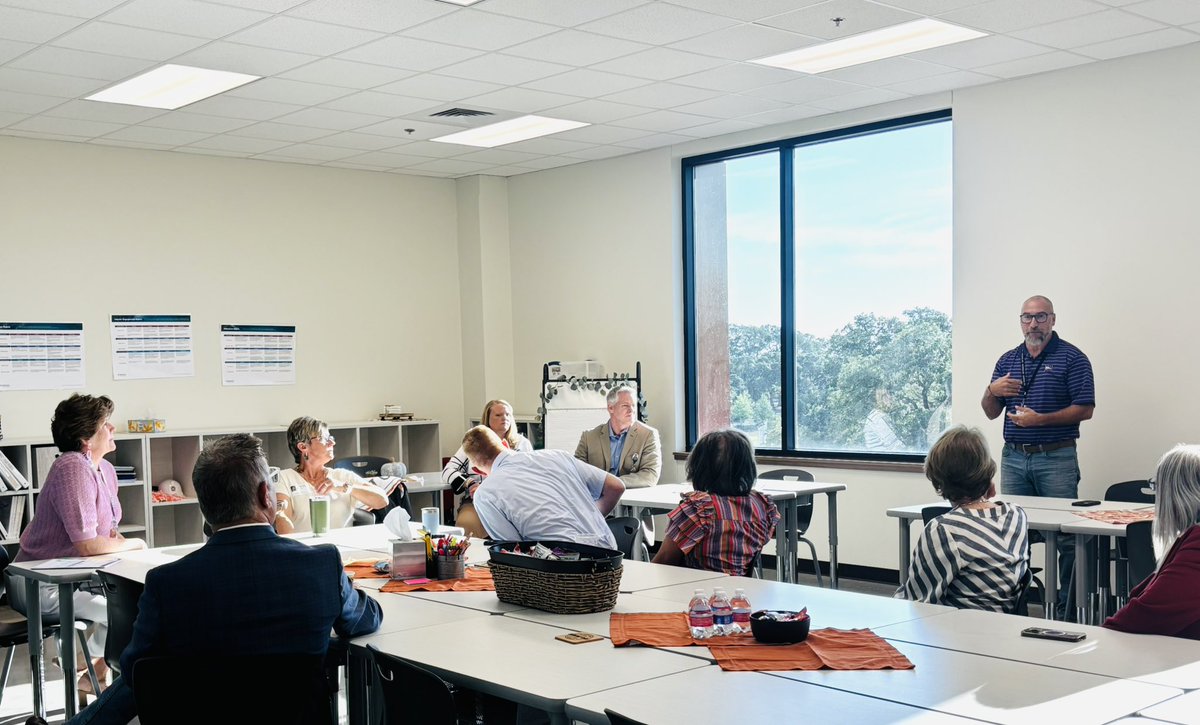 kristincraftTX's tweet photo. Thank you to our Boerne Realtors for joining us at @ViolaWilsonElem for Coffee &amp; Conversations! 

Our @Boernehs Teacher of the Year Chris Carter shared info about our Real Estate pathway for high school students. @BoerneISD https://t.co/TlOc3WFmlB