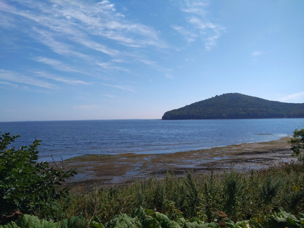 久しぶり
朝のサロマ湖〜🌞
おはよございます〜☕

お仕事の方　頑張ってください
お休みの方　楽しいんでください

素敵な1日を〜✨🍀✨