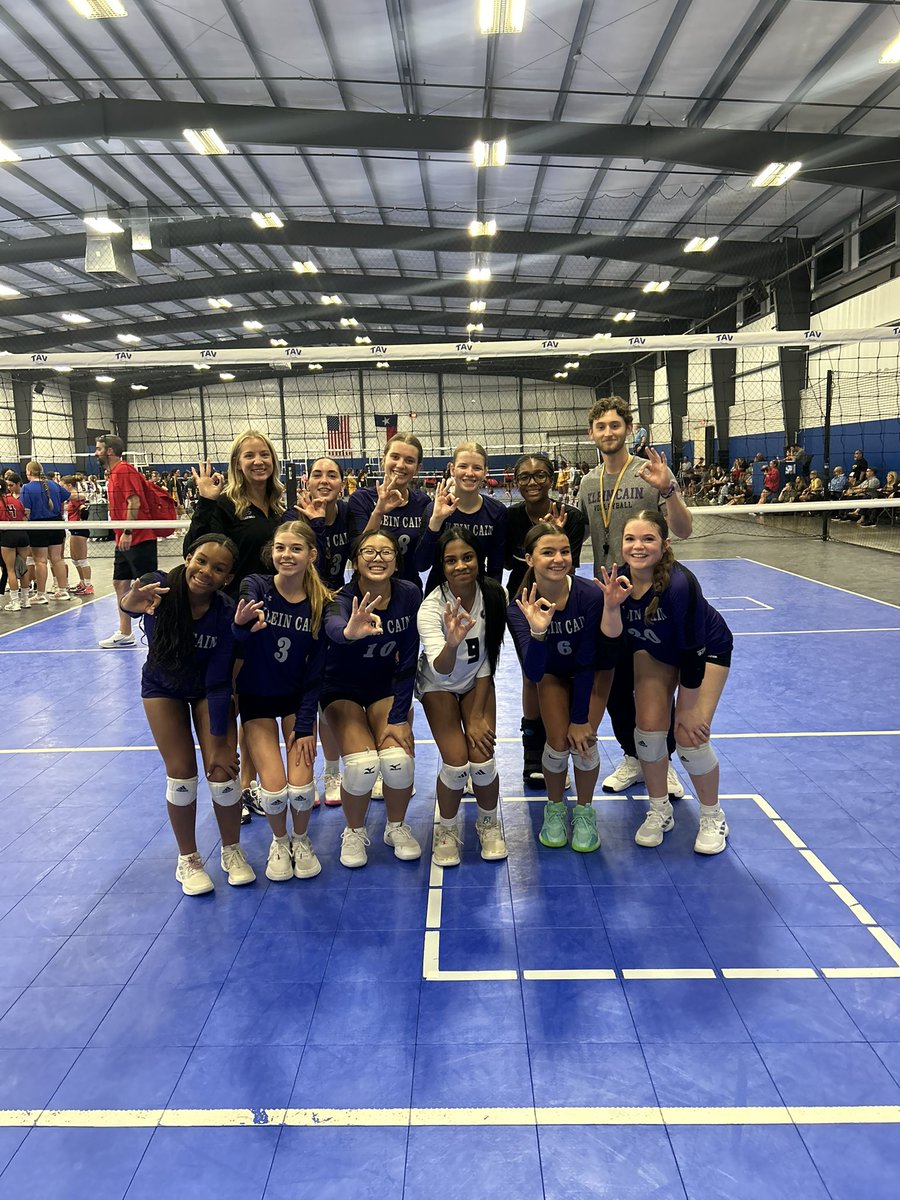 Freshman went 3-0 today winning both their pool and crossover!!! Saturday gold bracket bound!