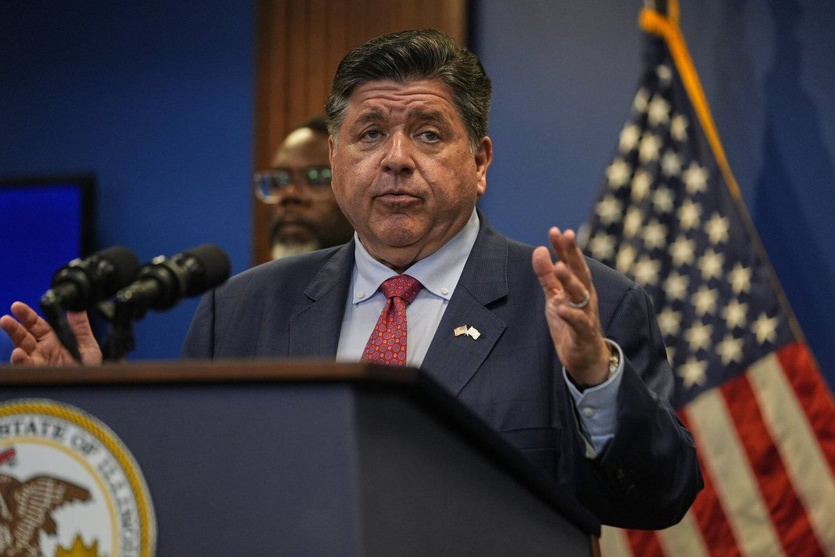 TexanNews654's tweet image. Chicago's on edge! National Guard troops arrive—will security crush our civil liberties? Stay informed! #ChicagoNews #CivilLiberties  mercadonews.com/blogs/national…