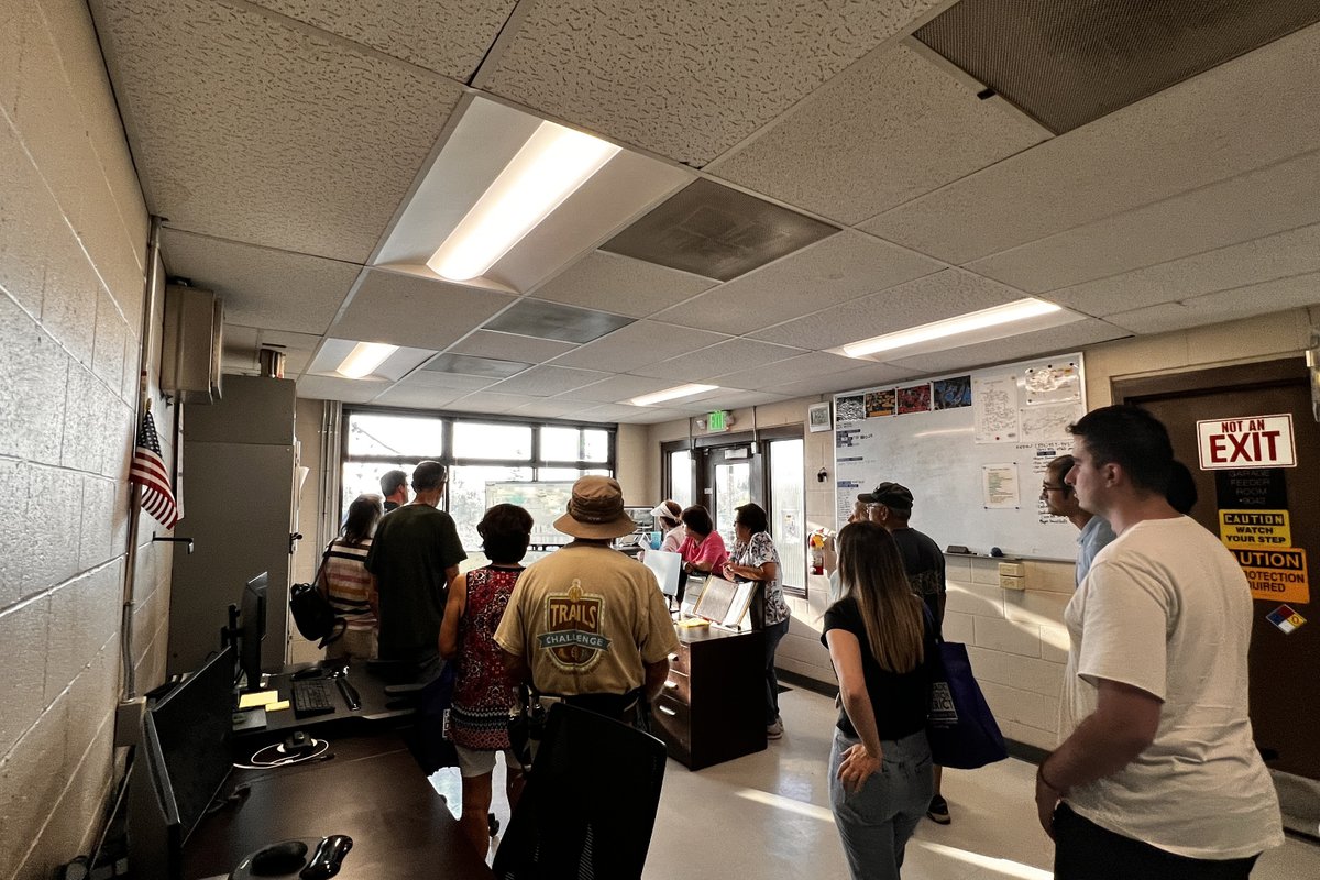 Thank you to everyone who joined us for last night’s tour of the EDHWTP! 
facebook.com/photo/?fbid=12…
#ElDoradoHills #EIDWater #Infrastructure #WaterTreatment #WaterAwareness #WastewaterTreatment #WaterEducation #PublicTour #CommunityEngagement #KnowYourWater #CaliforniaWater