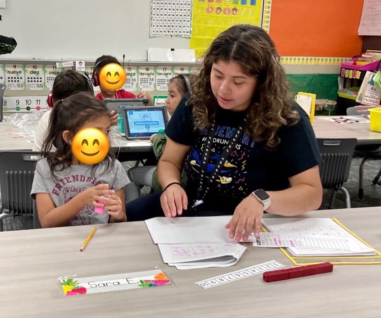 Teacher Residents are starting the year off strong with their host teachers at <a href="/RidgemontELC/">Ridgemont ELC</a> ! They were engaging in coteach models and assisting with beginning of the year testing and data collection. They are getting a strong teaching foundation in <a href="/FortBendISD/">Fort Bend ISD</a>!