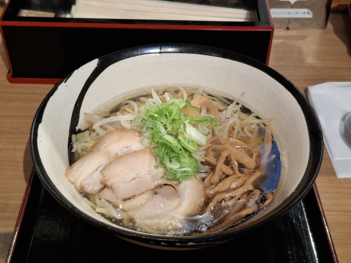 Vanityyyokan's tweet photo. @kogechawoaisite 雪あかり🍜私は塩食べた💚 https://t.co/LAtTLDRcMI