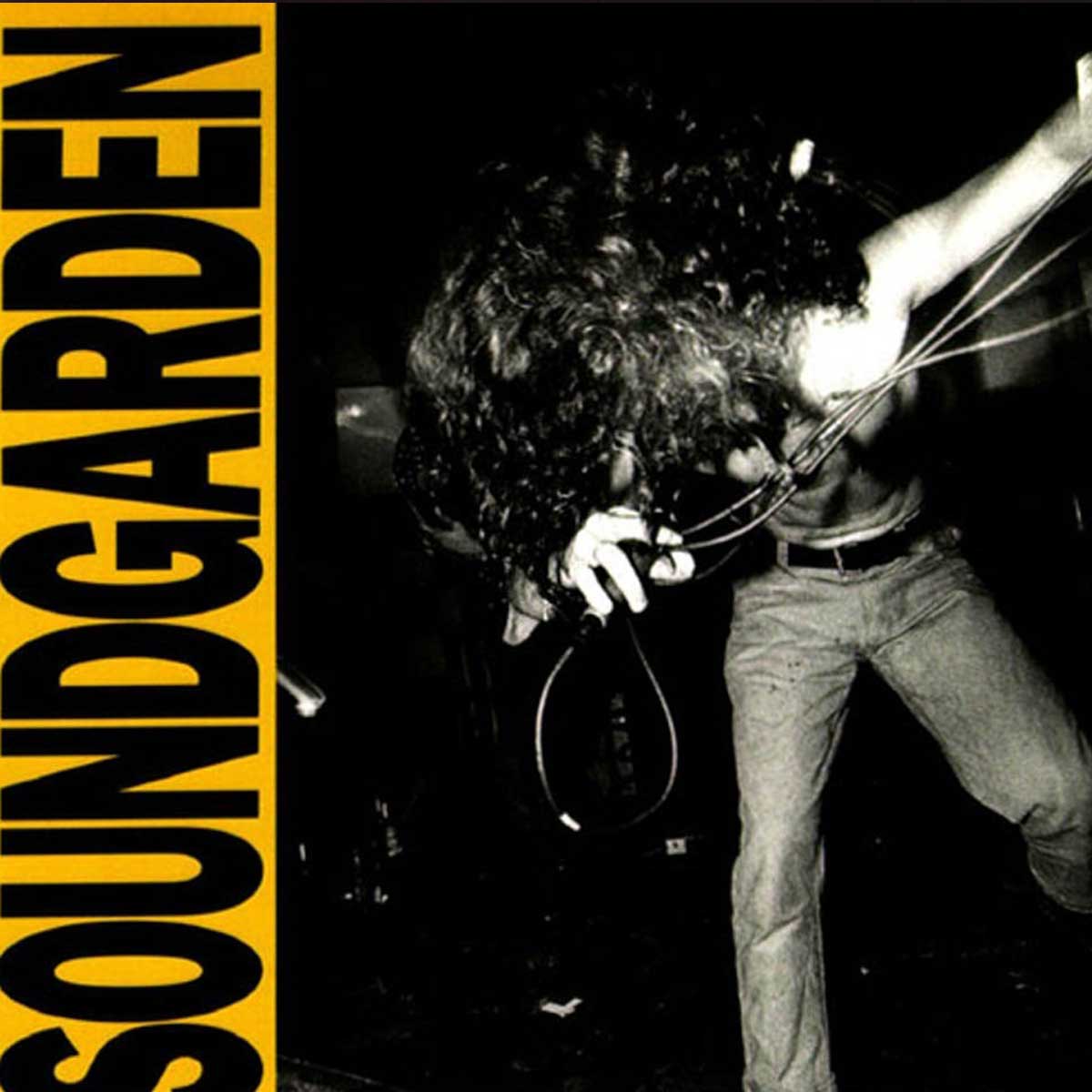 Abrimos el #BloqueGranch con las loquísimas afinaciones de KIM THAYIL, guitarra intensa de SOUNDGARDEN, elevando el olor a franela desde #ElOráculoDelRawk