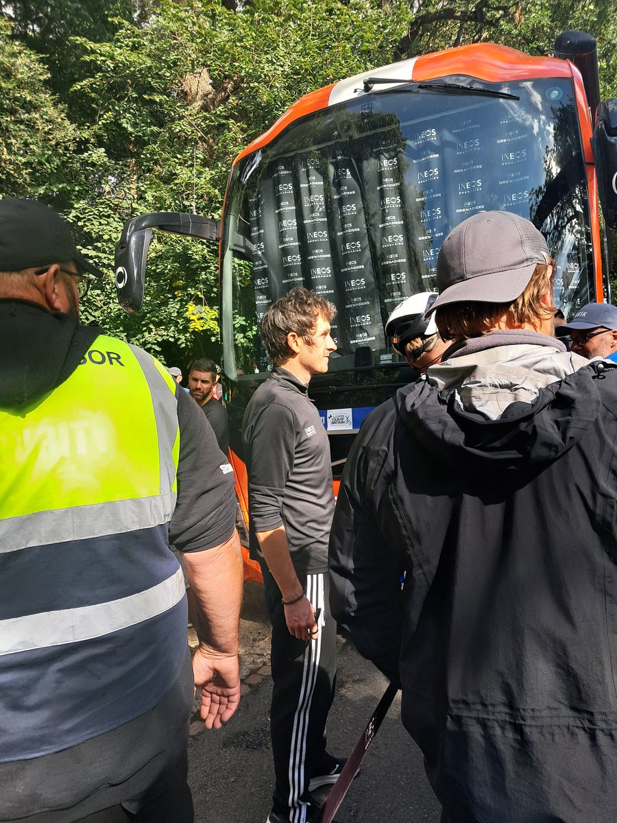 CB_cycles's tweet photo. @GeraintThomas86 Don't worry, that wasn't my only picture. I did get some more of Geraint #TOBtour #TourofBritain #cycling #ukcyclechat https://t.co/gPH2hXyFmy