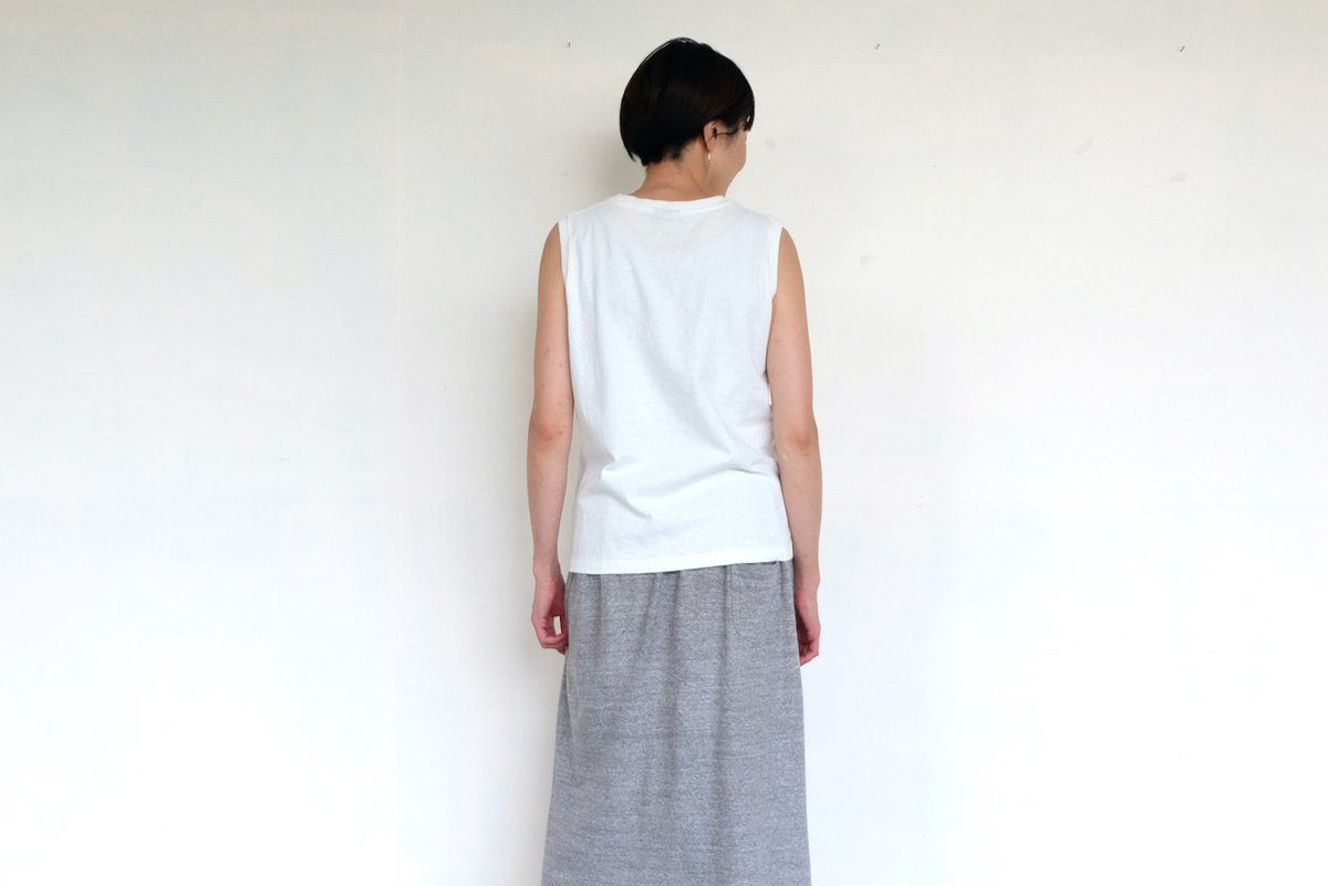 LifeClassico's tweet photo. FIlMelangeのEleni2は 1枚でも インナーとしてもご愛用いただけるノースリーブのカットソー。お買い求めいただければ大活躍保証!#FIlMelange
FIlMelange Eleni2 ¥9.900(¥9.000)
Color : 3 colors Size(Ladies' ) Free
Natural Cotton 100% Made in Nihon.
https://t.co/hOBdhRBEZ5 https://t.co/9KnoEbywco