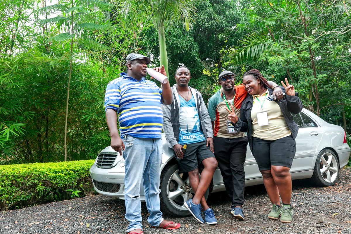 africakwetu001's tweet photo. Sun, fun, and safari! Day 1 of Africa Kwetu is lit! #AfricaKwetu #AdventureAwaits #roadsafety #treeplanting #domestictourism https://t.co/fMuyuM9GF7