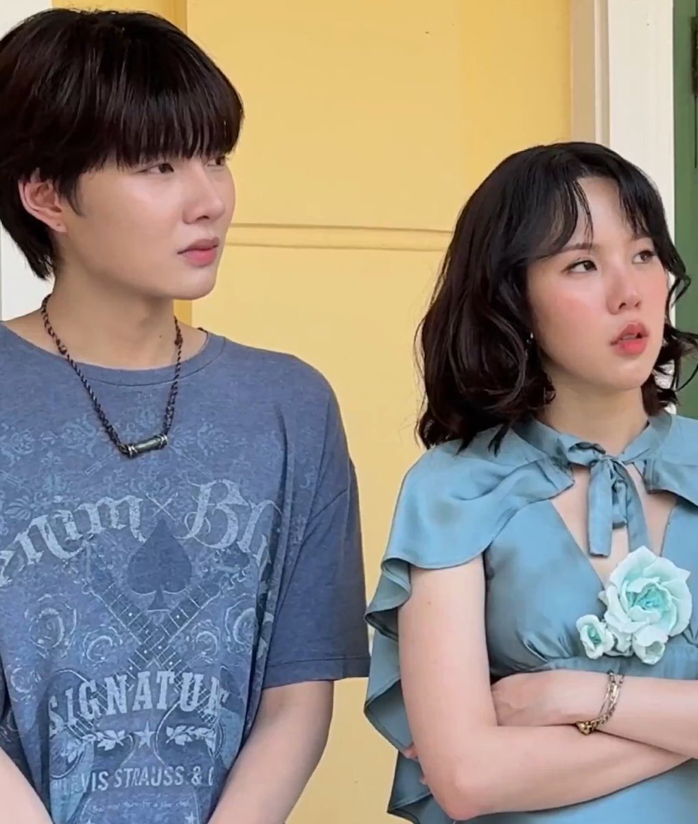 “ คุมมุม ” 2 เขม be like :