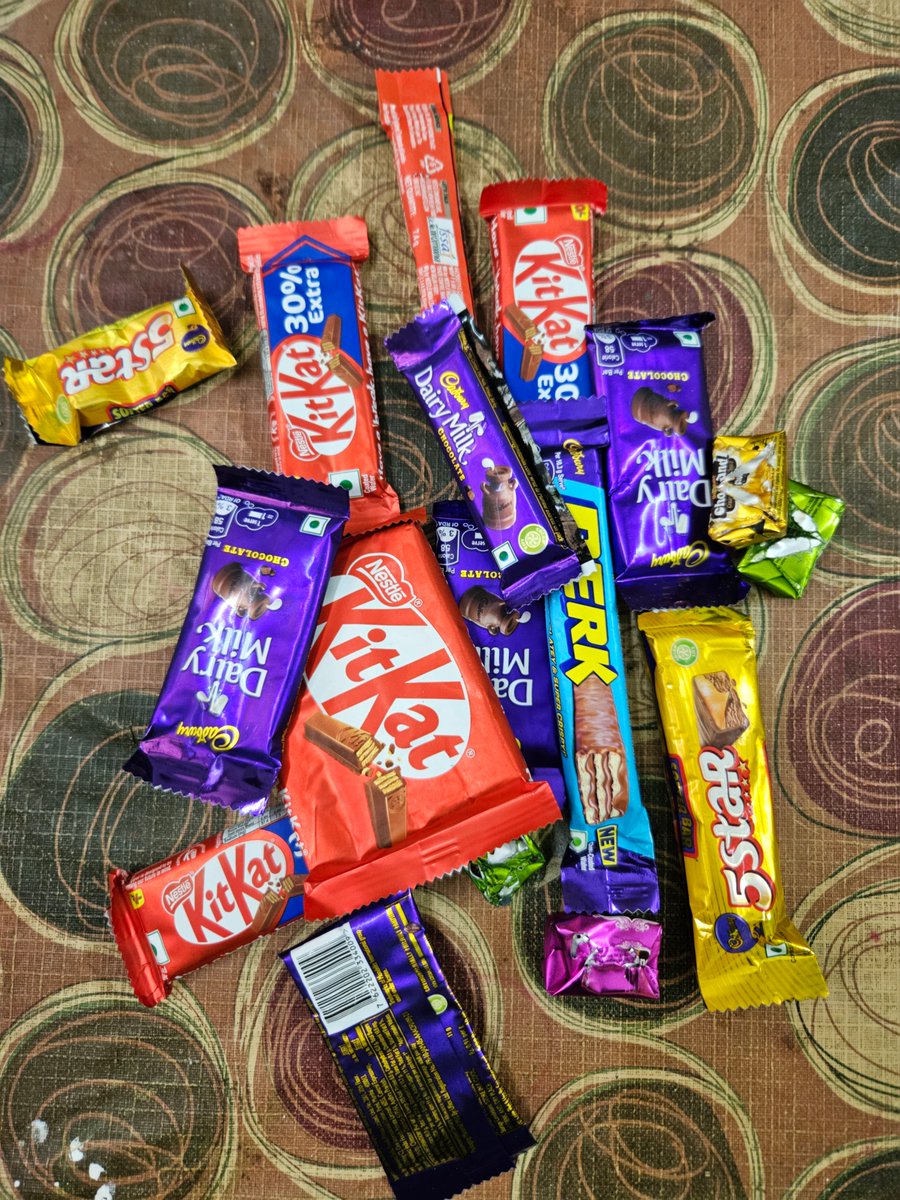 jimhalpert1009's tweet image. Perks of having a Teacher Mom😁 
Happy Teacher&apos;s Day❤️