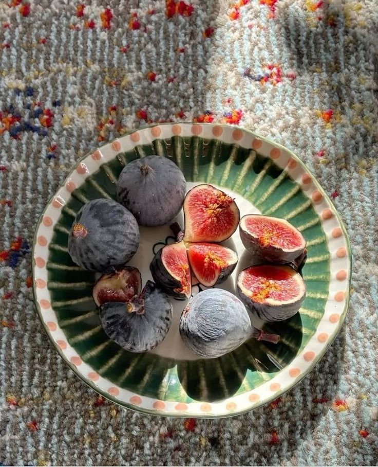 Bon dia!
¡Buenos días!